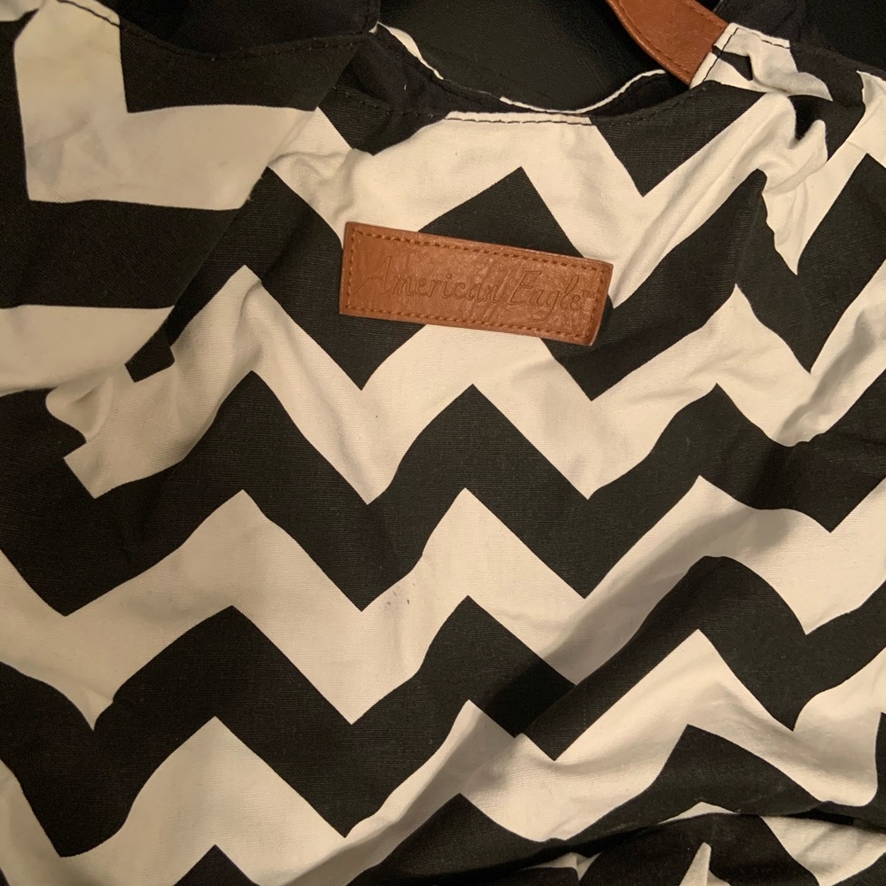 Large chevron print bag
